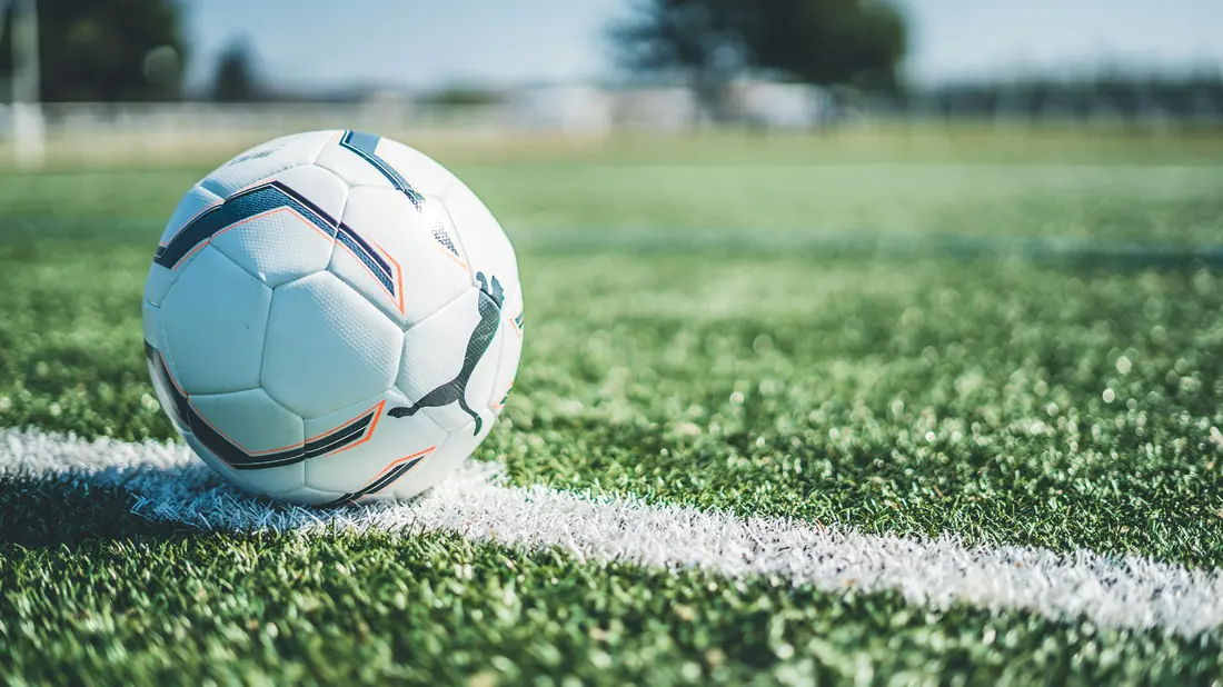 Campo da calcio per trasferimenti verso eventi sportivi